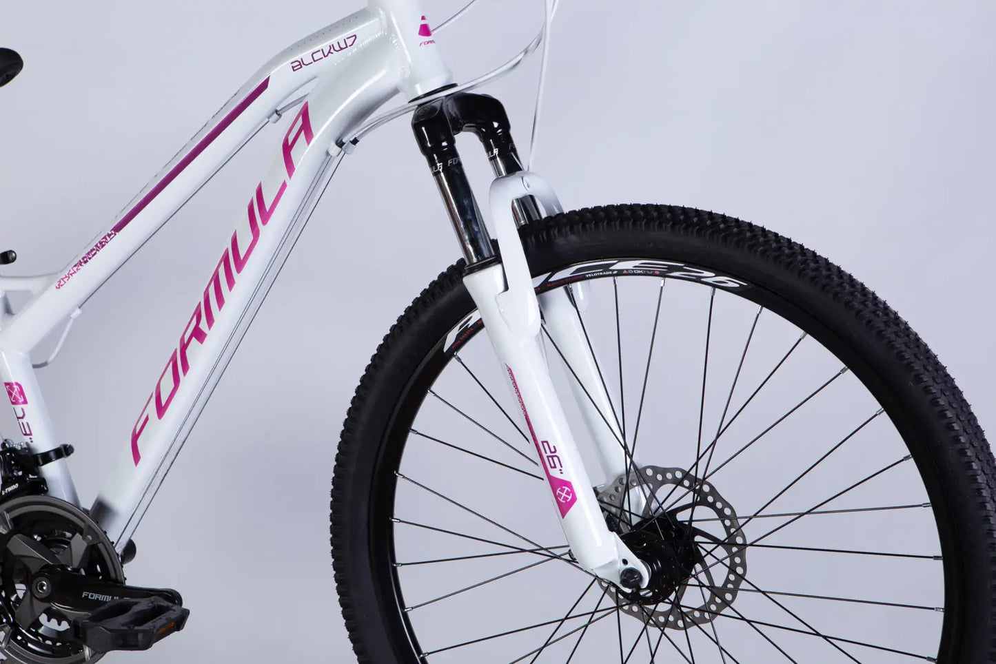 Велосипед AL 26" Formula BLACKWOOD DD FR рама-13" біло-рожевий 2026